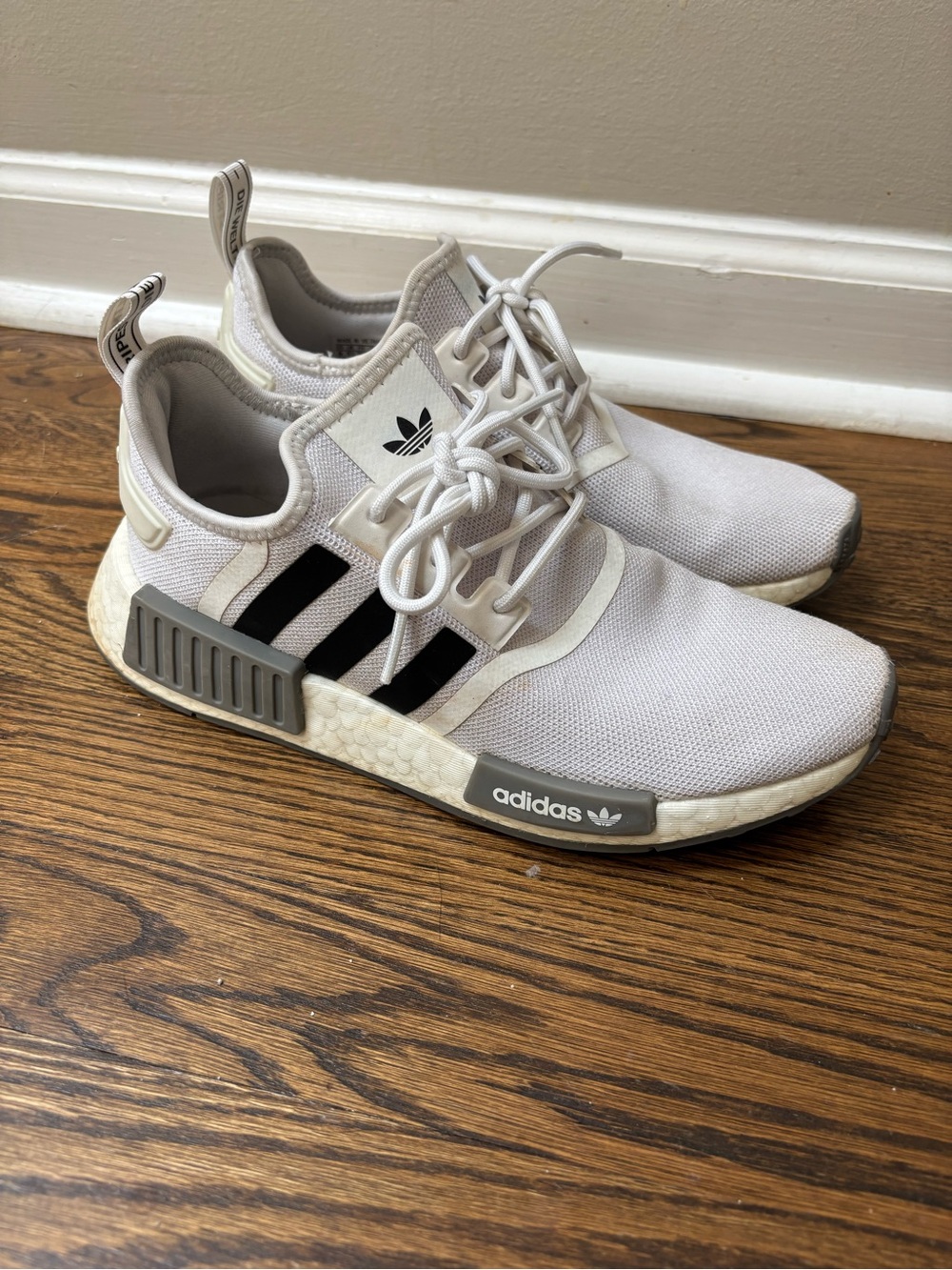 Adidas Boys (Youth) / Men 6 or Women 8 NMD R1 Sneakers